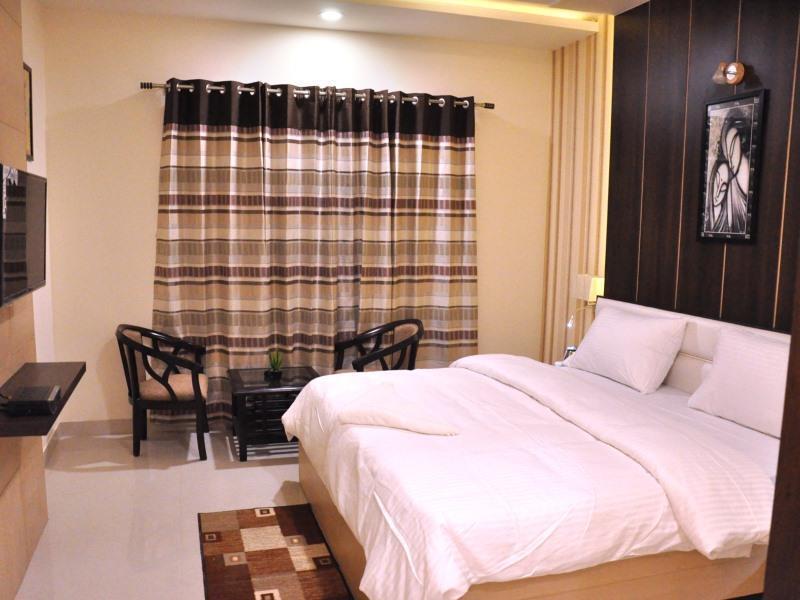 Bellevue Hotel Gwalior Esterno foto