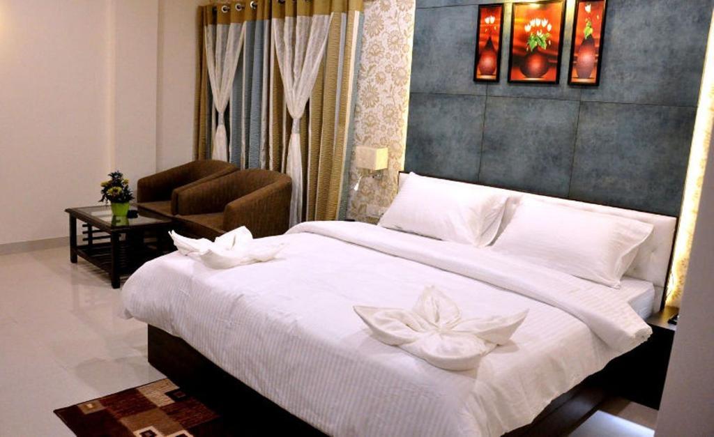 Bellevue Hotel Gwalior Esterno foto